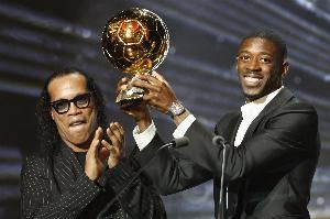 载誉而归！RMC：登贝莱将金球奖杯带回家乡，引发热潮