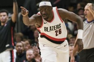 拓记：里斯是那种自带赢家气质的球员 他珍惜能在NBA立足的机会