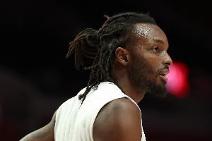 拓记:球员开小会是好事 不过输给火箭这种总冠军级别的队也正常